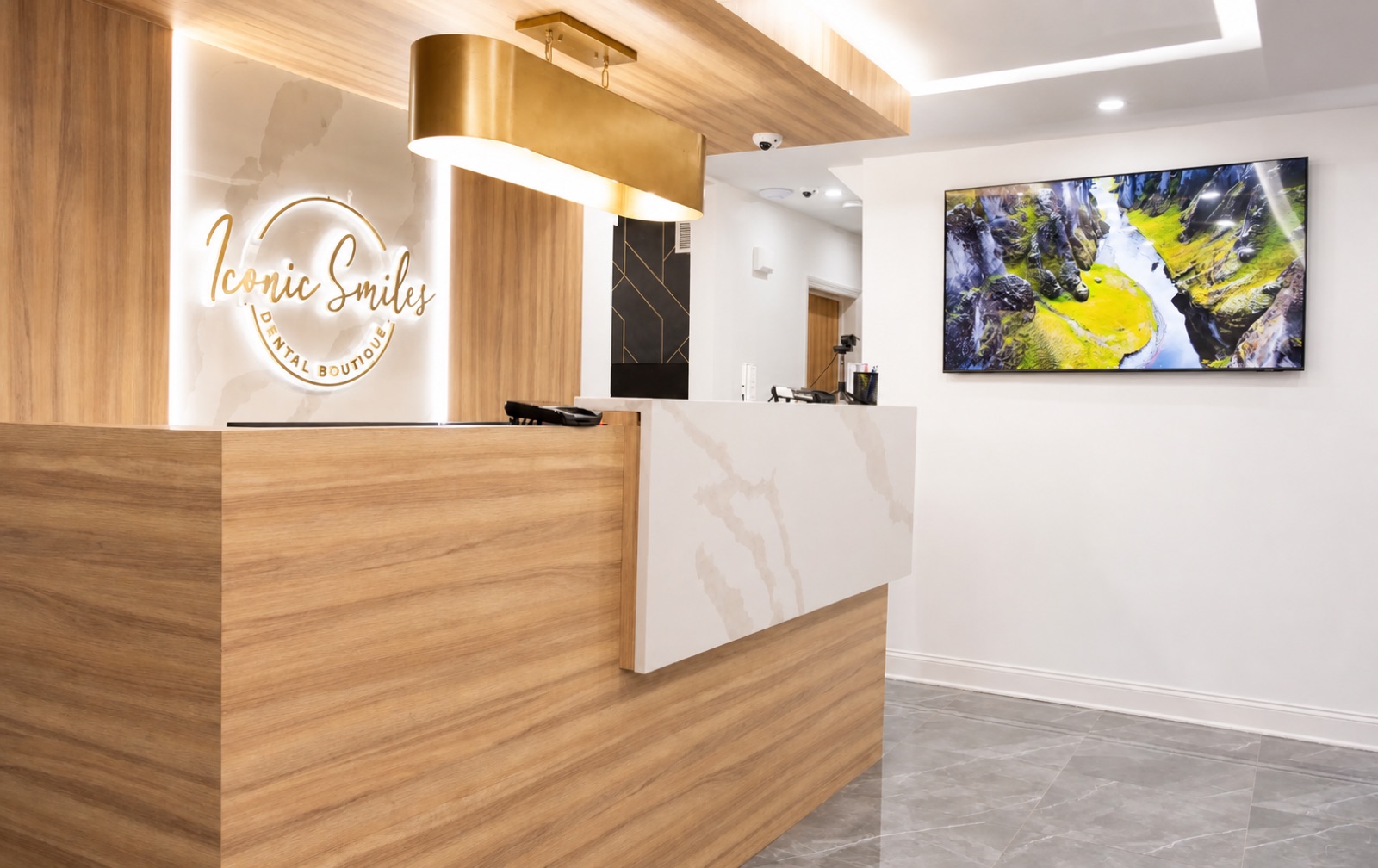 Reception at Iconic Smiles Bellerose